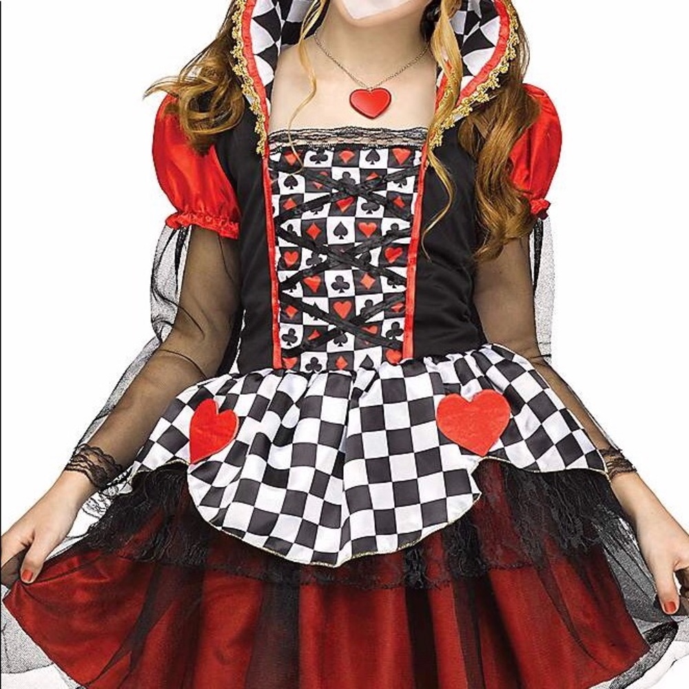 Spirit Halloween: Queen of Hearts Teen Costume